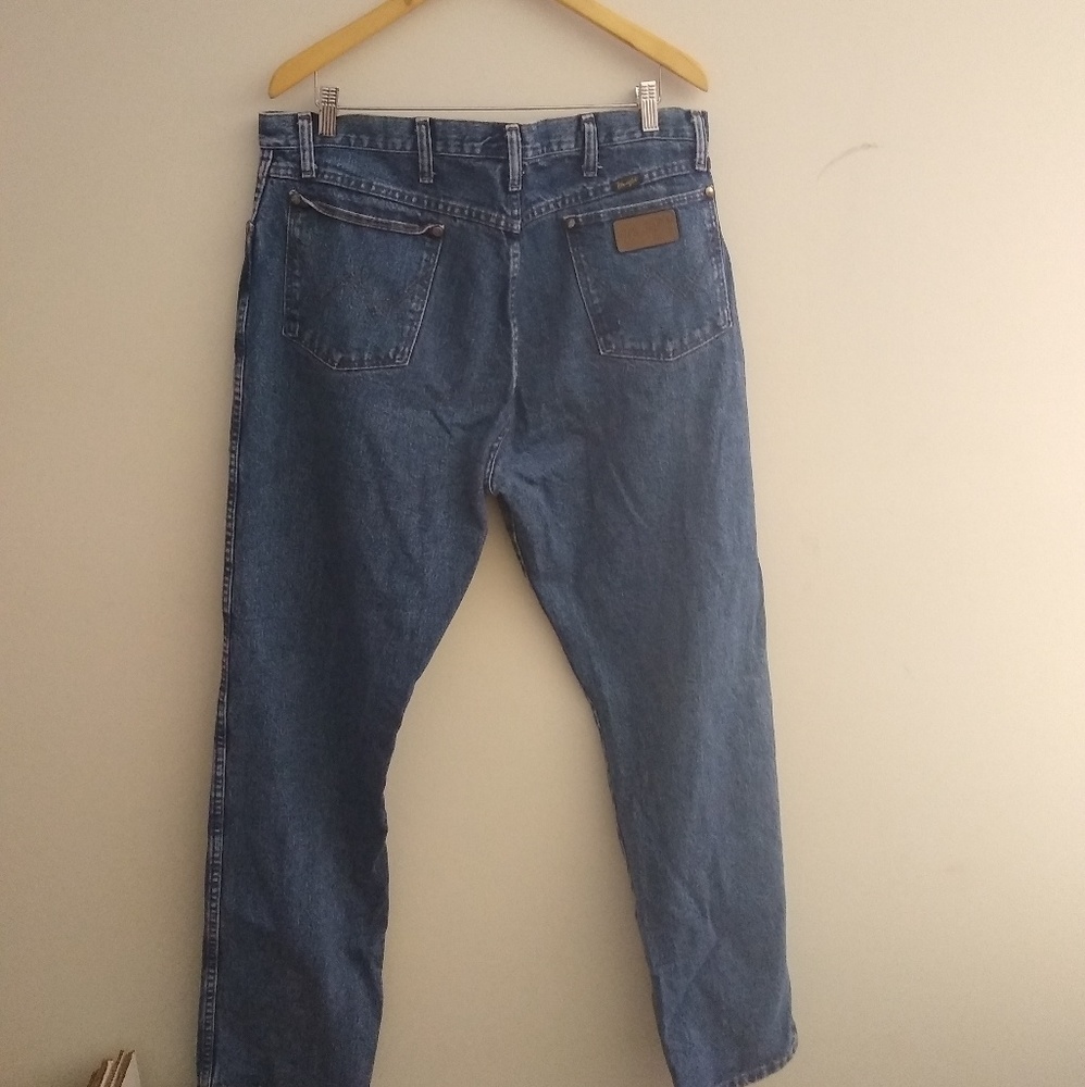 Men's Wrangler jeans size 38x34